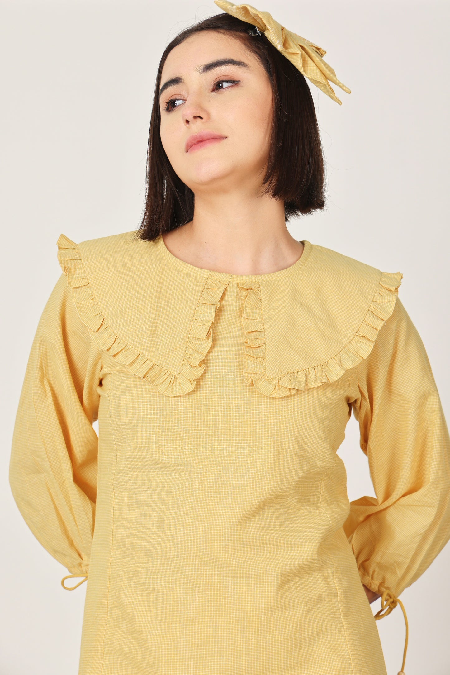YELLOW RUFFLE COLLAR DETAILED SHORT DRESS