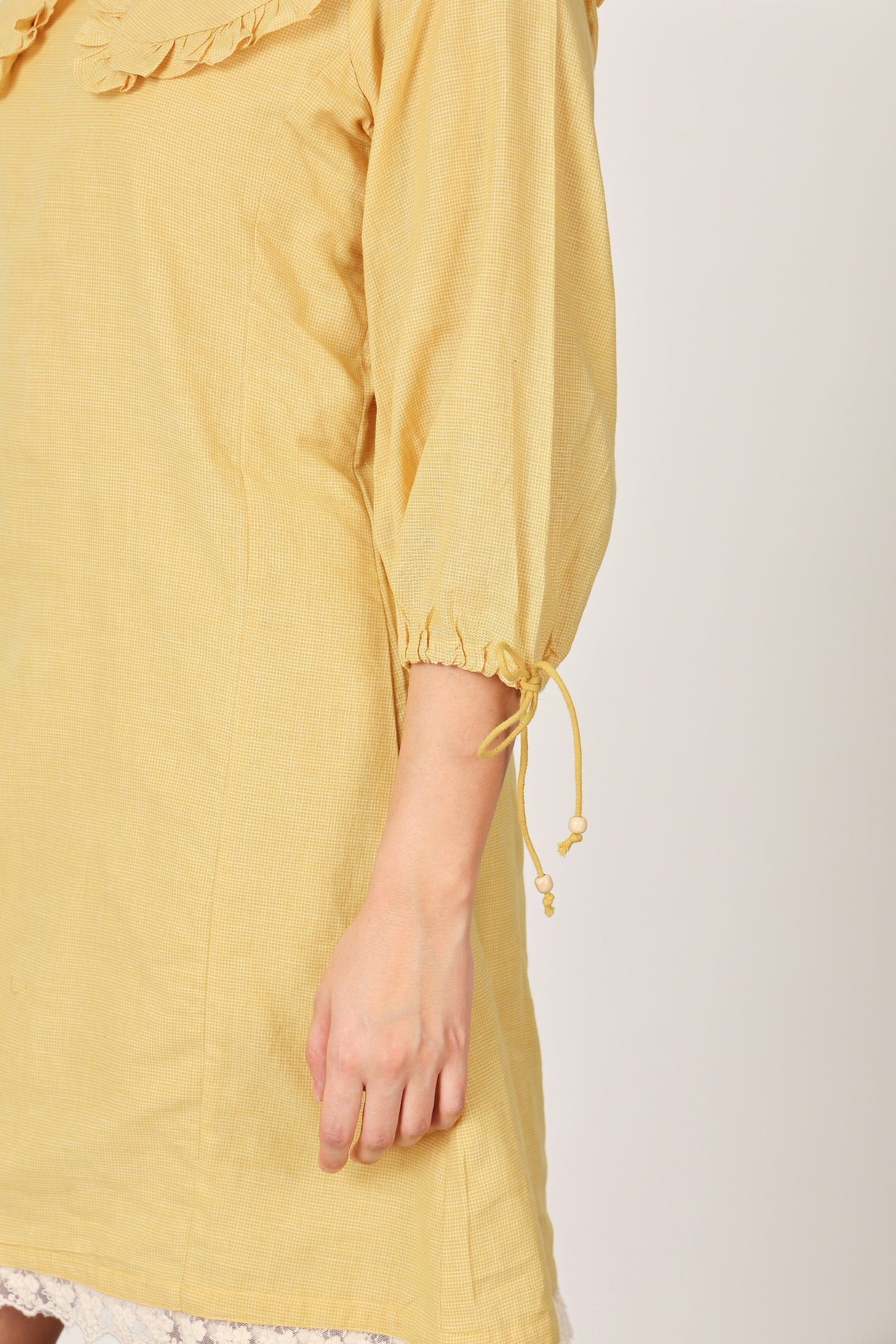 YELLOW RUFFLE COLLAR DETAILED SHORT DRESS