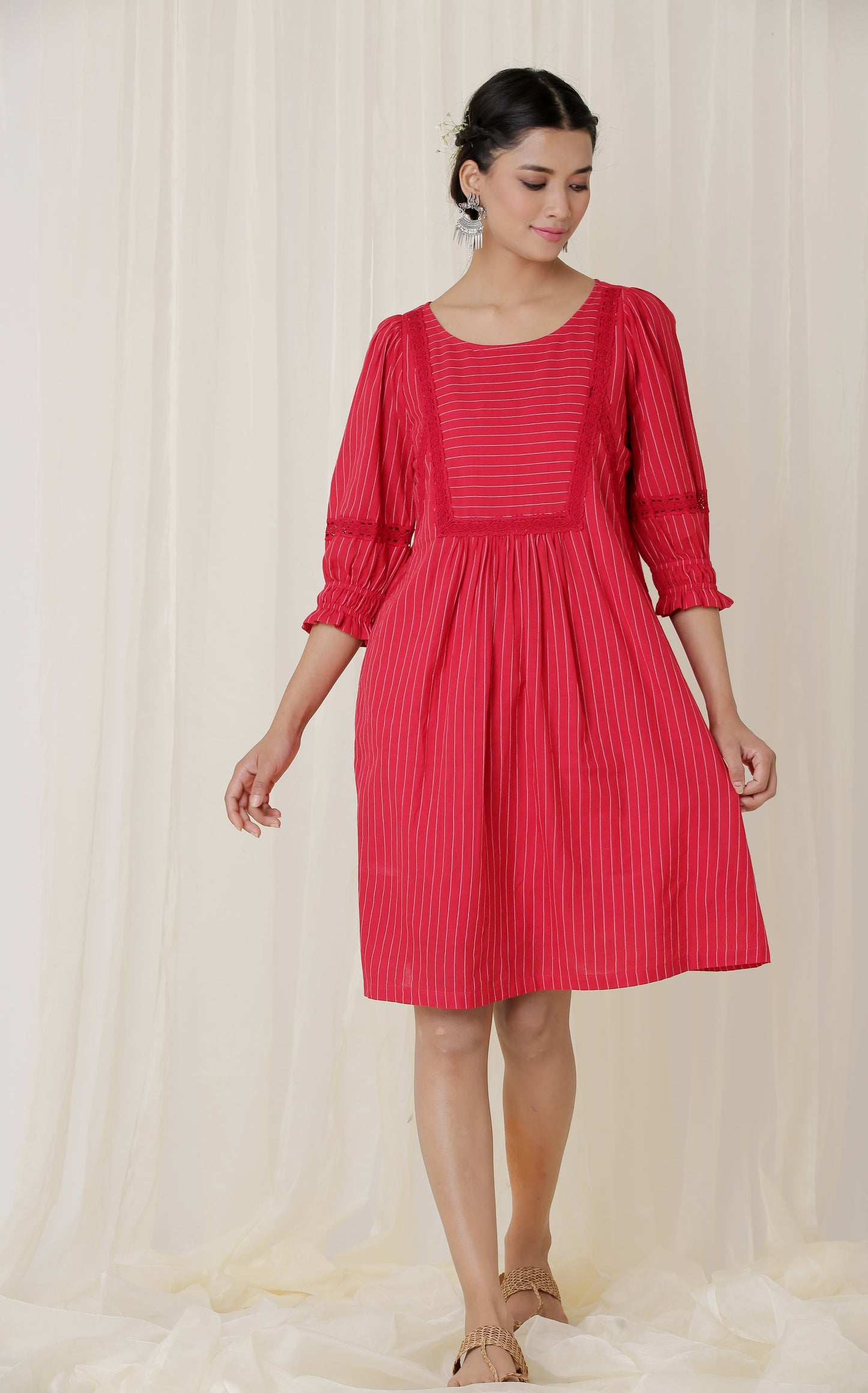 LACE YOKE DRESS