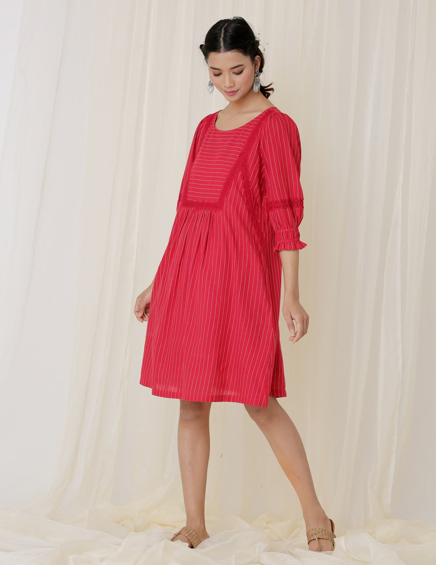 LACE YOKE DRESS